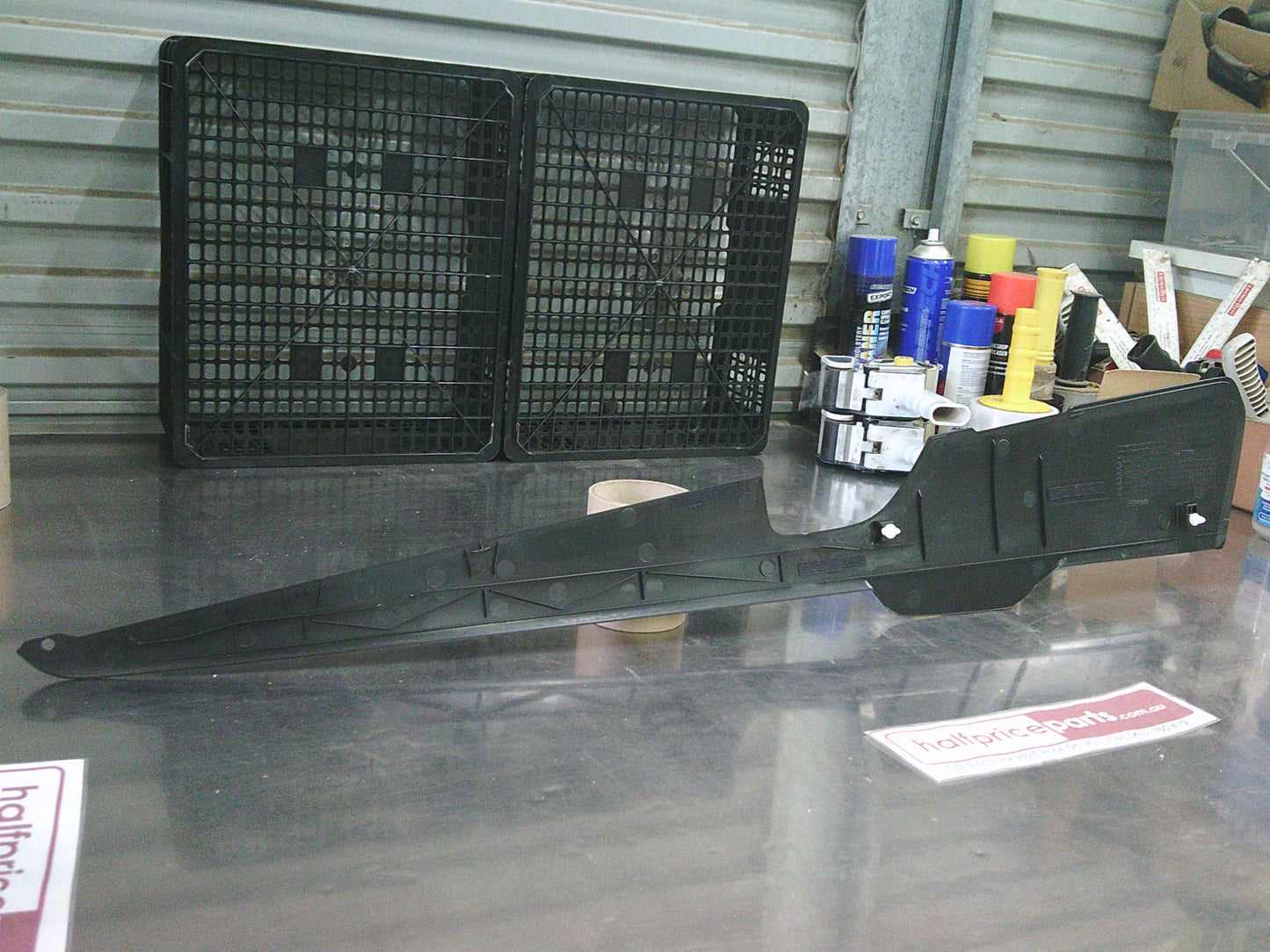 Holden VE Commodore Genuine Right Hand Lower Console Trim Face (Black) New Part