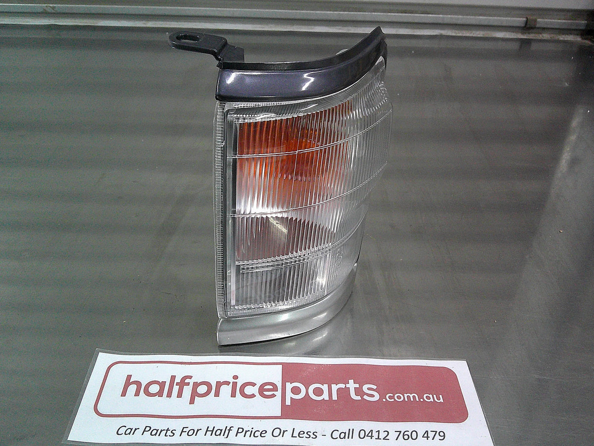 Depo Left Hand Front Indicator And Park light Suits Toyota Hilux 4wd New Part