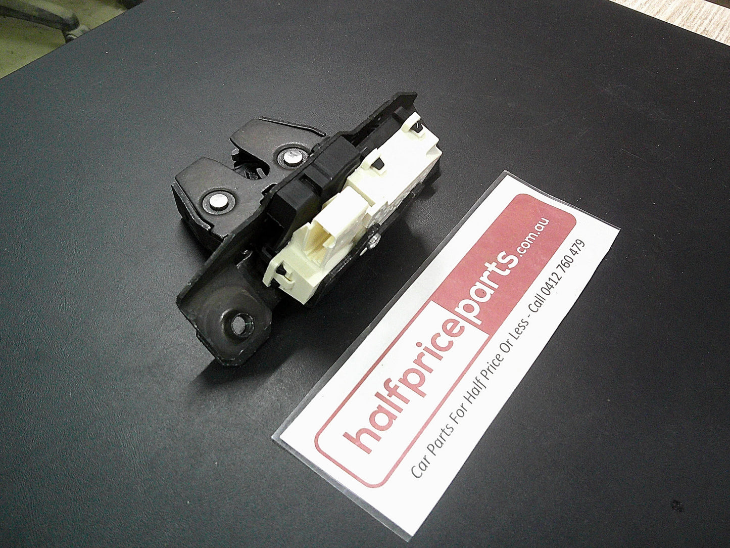 Holden ZB Commodore Wagon/Acadia/Equinox Genuine Tailgate Lock Actuator New Part