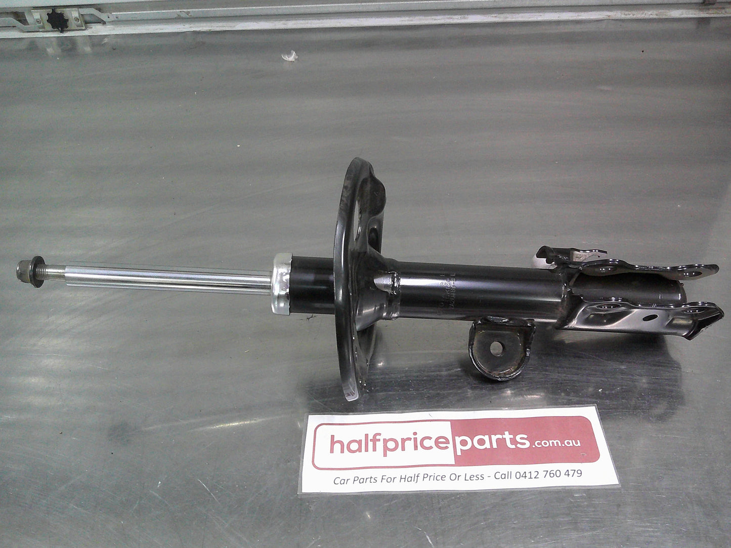 Toyota RAV4/Tarago Estima Genuine Left Hand Front Absorber Assembly New Part