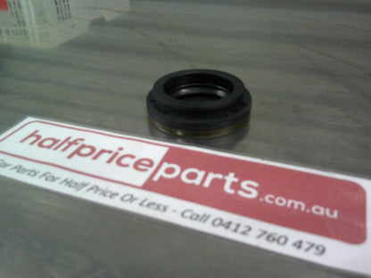 Holden BK Astra Genuine Front Wheel Drive Shaft Differential Seal New Part