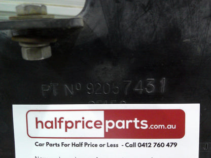 Holden VT/VX/VY/VZ Commodore Genuine Radiator Overflow Reservoir Used Part VGC