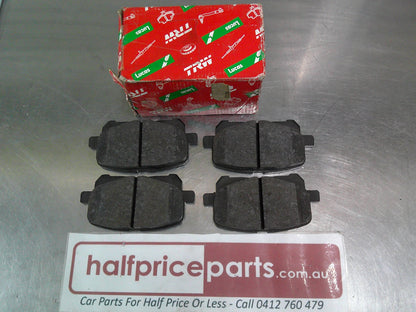 TRW Front Disc Brake Pad Set Suits Toyota Tarago New Part