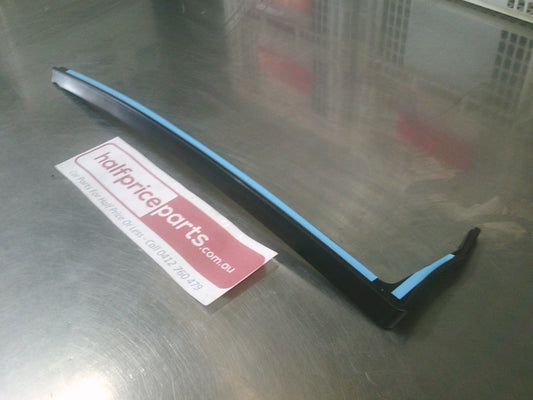 Holden VT Commodore Genuine Moulding Assy Quarter Left Hand Side New Part