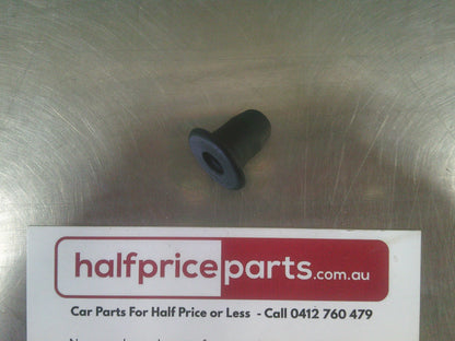 Holden Trax Genuine Tail Light Assembly Clip/ Retainer New Part