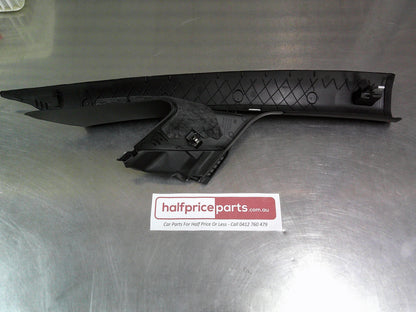 Holden Astra J Genuine Windscreen Moulding New Part