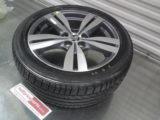 Holden VF SS/SV6 Sport Genuine 18x8 Inch Rim And Bridgestone Potenza 245/45R 18 New Part