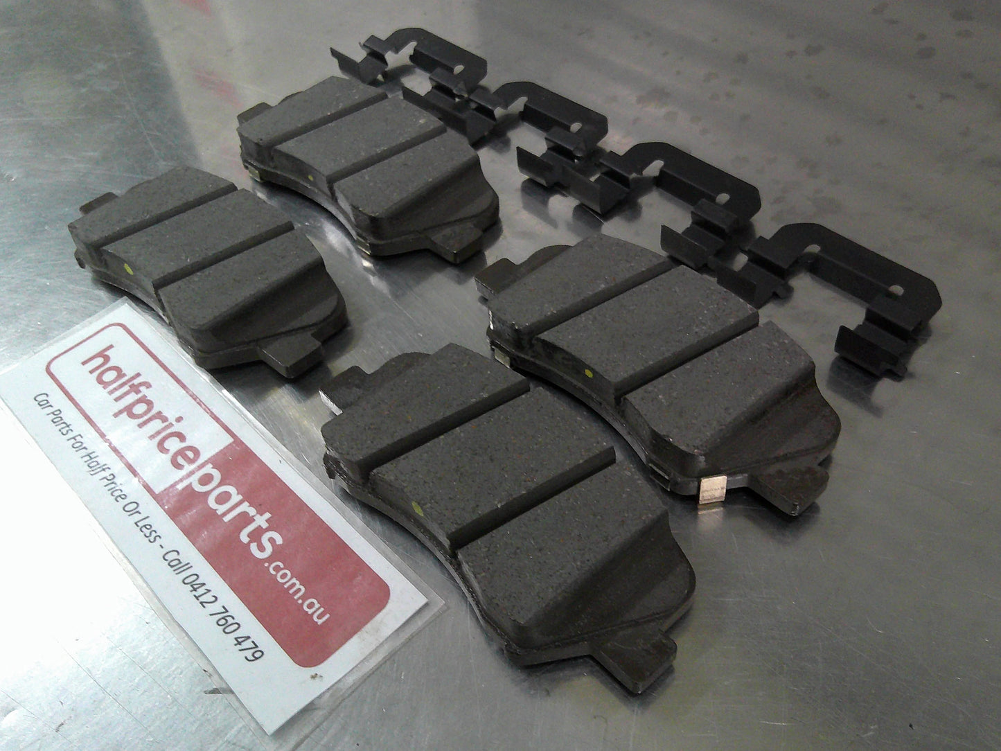 Hyundai I30 GD Genuine Front Disc Brake Pad Set New Part