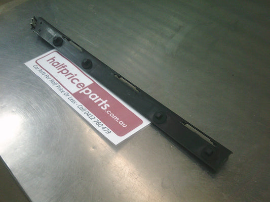 Holden VZ/HSV/Senator/Clubsport Genuine Right Hand Rear Bumper Bracket - New Part