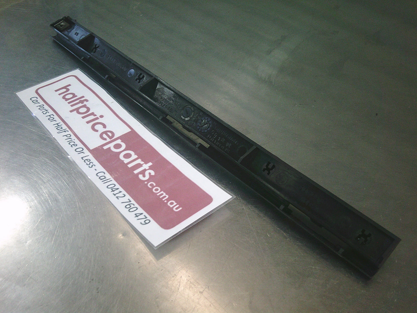Holden VZ/HSV/Senator/Clubsport Genuine Right Hand Rear Bumper Bracket - New Part