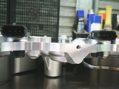 Holden VE 3.0Ltr/3.6Ltr Commodore Genuine Front Engine Cover New Part