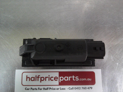 Renault Cloi/Kangoo/Laguna Series III Hatch Genuine Number Plate Light New Part