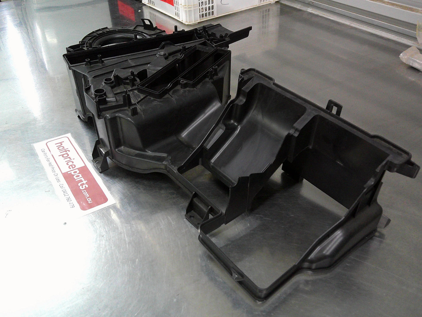 GM Chevrolet Silverado HSV Genuine Heater A/C Evap Case (Inner/Cabin Half) New Part