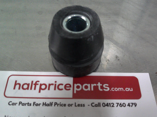 Holden RG Colorado Genuine Air Cleaner Mounting Bush New Part