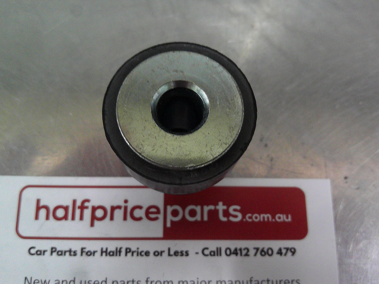 Holden RG Colorado Genuine Air Cleaner Mounting Bush New Part