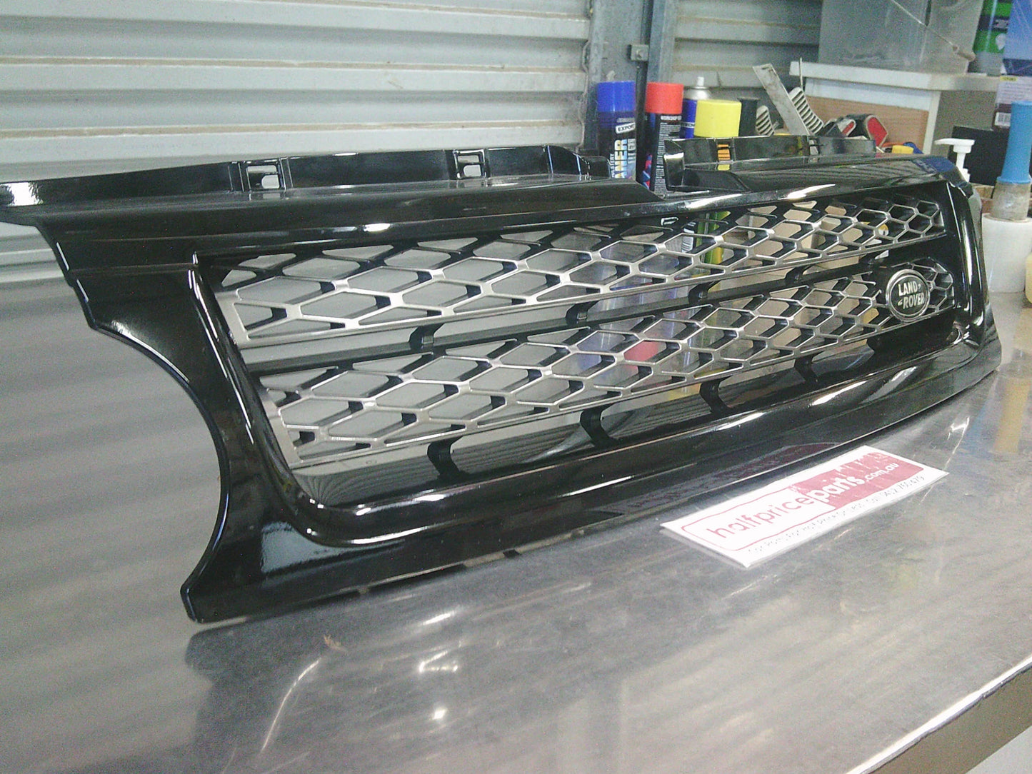 Range Rover Range Rover HSE/HSE Lux Genuine Front Grille Assembly (Dark Atlas with Titanium Inlay) New Part