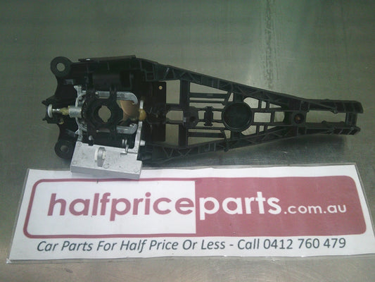 Holden Insignia/Cruze/Malibu Genuine Right Hand Rear Outside Door Handle Bracket New Part