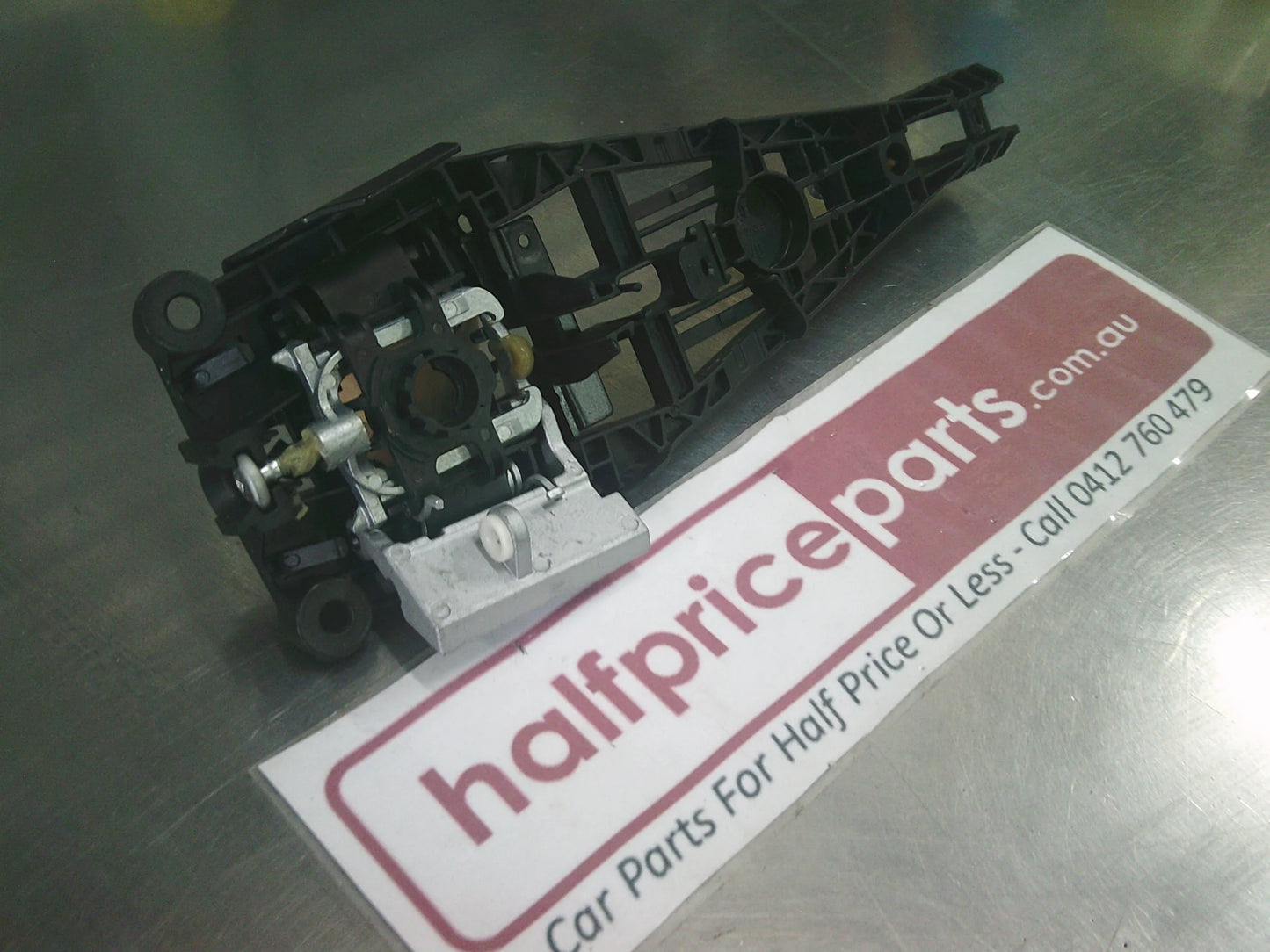 Holden Insignia/Cruze/Malibu Genuine Right Hand Rear Outside Door Handle Bracket New Part