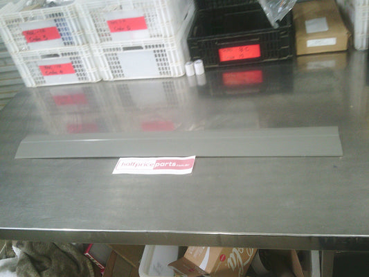 Holden Camira JB Sedan Genuine Left Hand Front Door Moulding New Part
