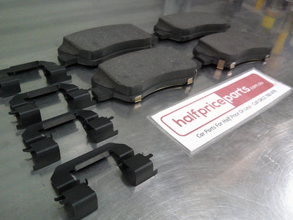 Hyundai i30 GD Genuine Front Disc Brake Pad Set New Part