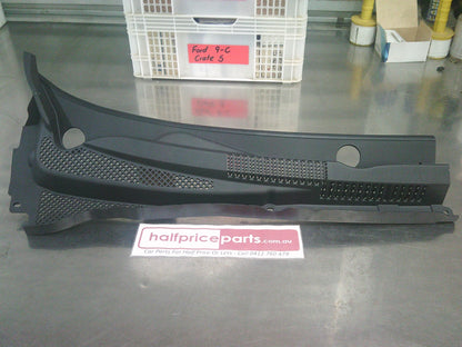 Holden JG Cruze Genuine Right Hand Front Lower Windscreen Cowl Finisher New Part