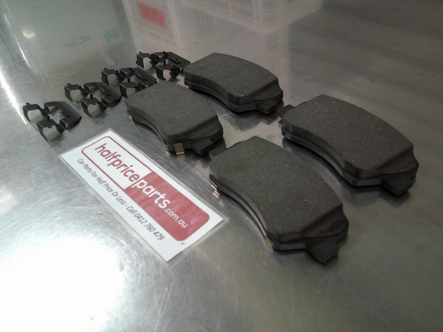 Hyundai i30 GD Genuine Front Disc Brake Pad Set New Part