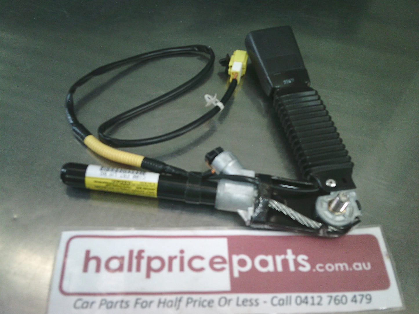 Holden CG Captiva Genuine Left Hand Front Seat Belt Buckle Assembly New Part