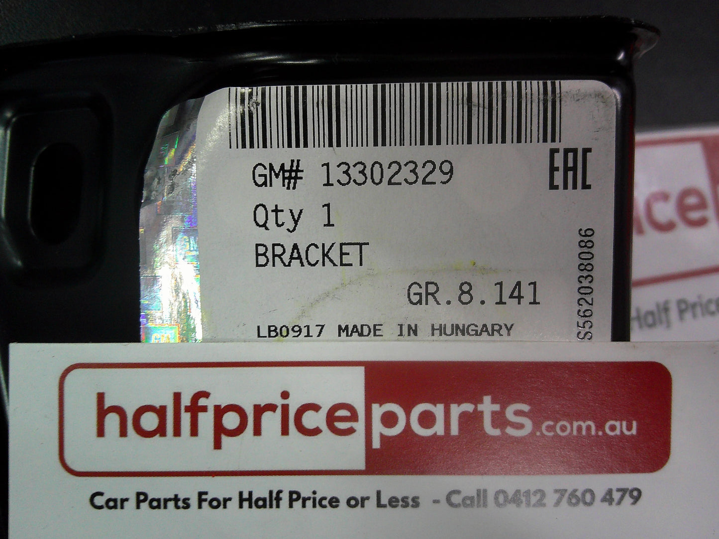 Holden CJ Cascada/J/PJ Astra Genuine Left Hand Front Lower Side Guard Bracket New Part