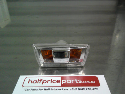 Holden AH Astra/RG Colorado/JH Cruze Genuine Front Right  Guard Indicator Lamp New Part
