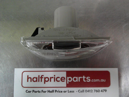 Holden AH Astra/RG Colorado/JH Cruze Genuine Front Right  Guard Indicator Lamp New Part