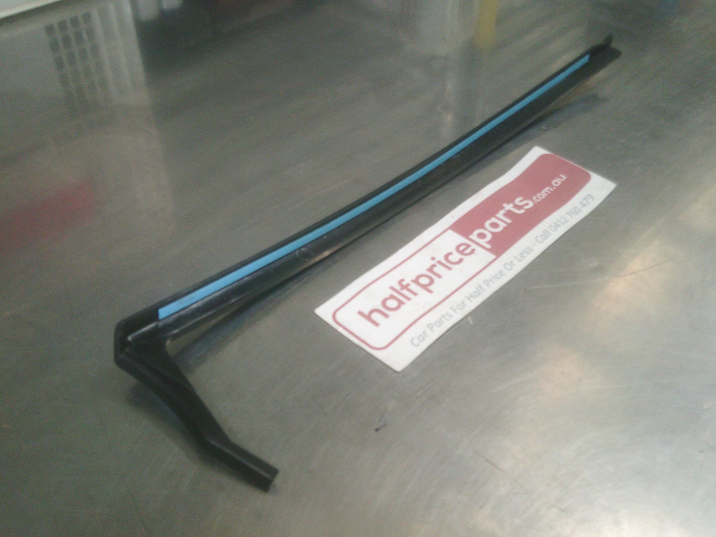 Holden VT Commodore Genuine Molding Assy Quater Right Hand Side New Part