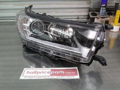 Toyota Kluger GXL/GX Genuine Right Hand Front Head Light Halogen (Drivers) New Part