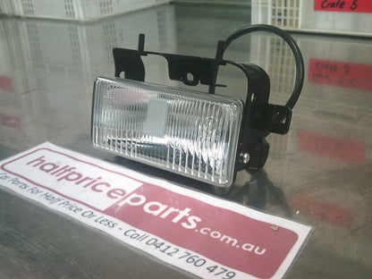 Holden Jackaroo Genuine Left Or Right Front Fog Light With Bracket New Part