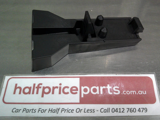 Holden XC Barina 3 Door Genuine Rear Bumper Bracket New Part