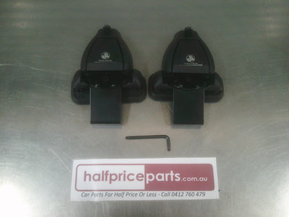 Holden CG Captiva Genuine Roof Rack Rear Mounts New Part