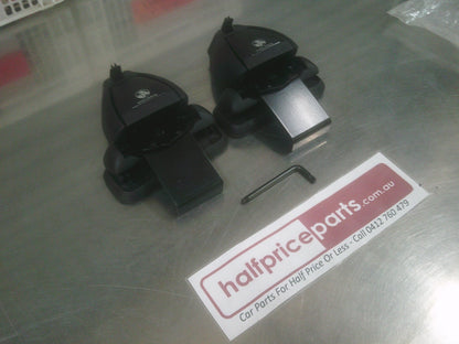Holden CG Captiva Genuine Roof Rack Rear Mounts New Part