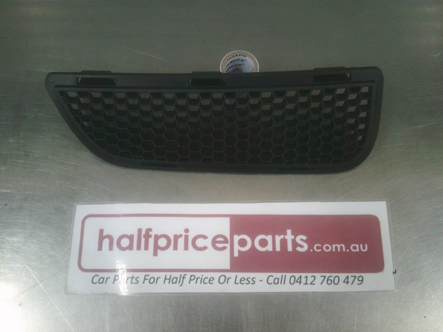 Holden HSV VE E2-E3-GTS-Clubsport R8 Genuine Right Upper Grille Black New Part