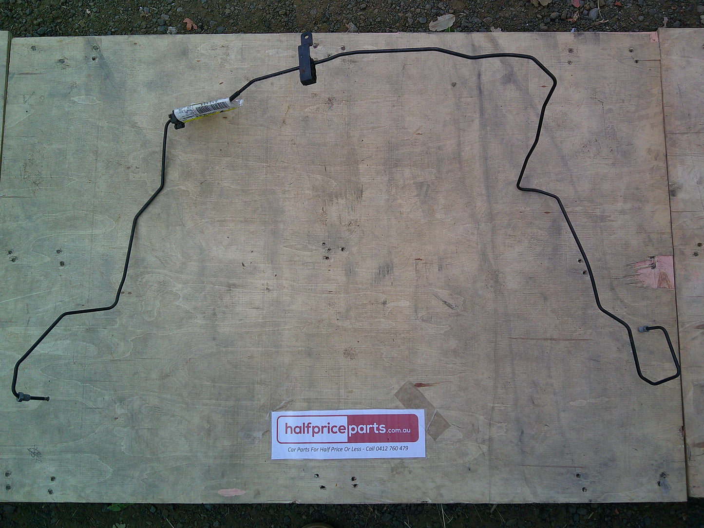 Holden VF Commodore/WN Statesman Genuine Front Brake Pipe New Part