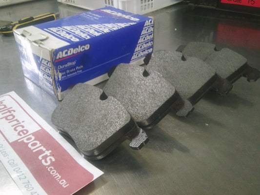 Holden Vectra/SAAB Genuine Front Brake Pad Set New Part
