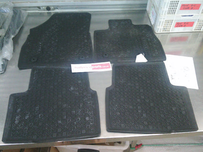 Holden BL Astra Sedan Genuine Set of 4 All-Weather Rubber Floor Mats (Front-Rear) New Part