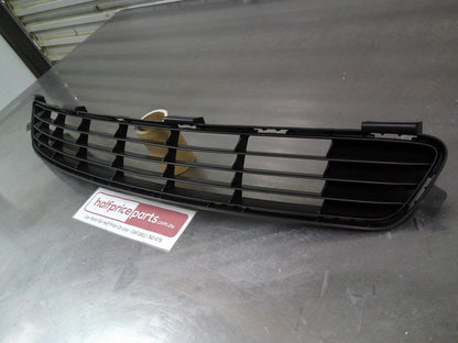 Toyota Aurion GSV40 Genuine Front Bumper Lower Grille Insert New Part