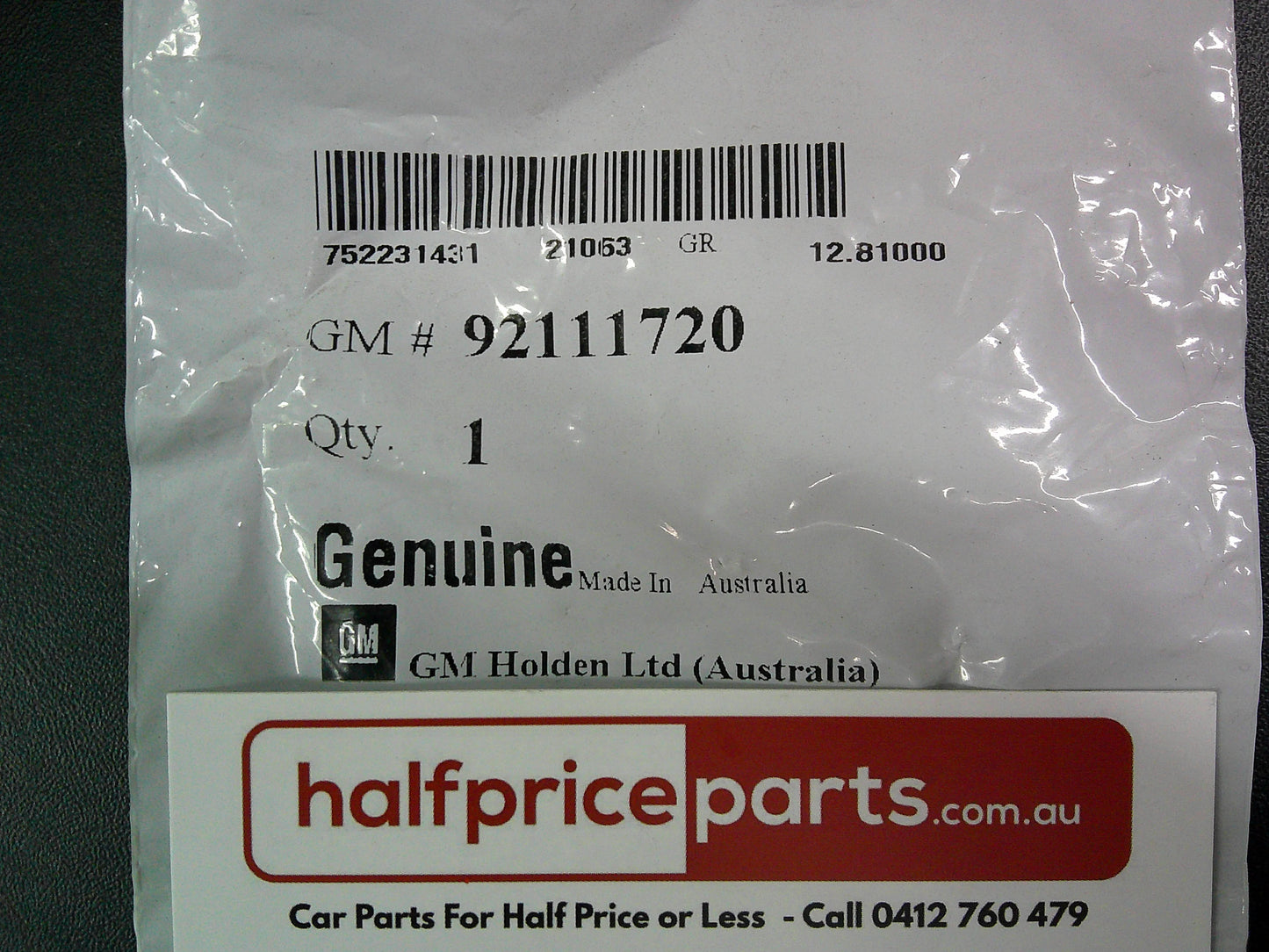 Holden VT/VX/VY/VZ Genuine Right Hand Lower Windscreen Roof Finishing End Cap New Part
