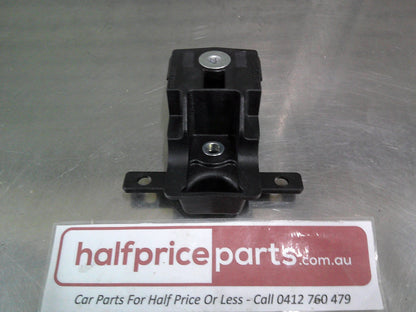 Holden WN Caprice/VF SS Commodore Genuine Upper Radiator Bracket New Part