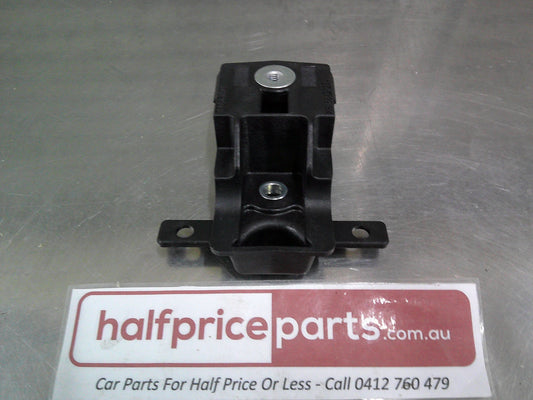 Holden WN Caprice/VF SS Commodore Genuine Upper Radiator Bracket New Part