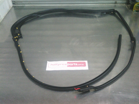 Holden VF SS Commodore Genuine Right Hand Rear Door Weatherstrip Seal New Part