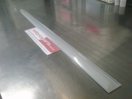 Holden VX Commodore Calais Genuine Right Hand Rear Door Moulding New Part