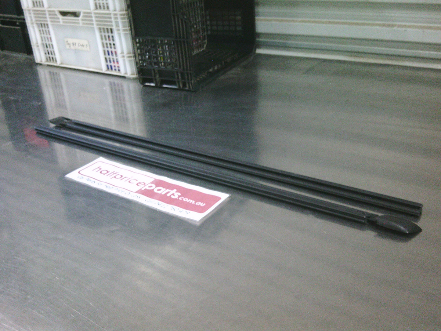 Holden Monaro Genuine Left And Right Rear Window Retainers - New Part