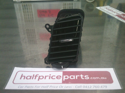 Holden VF Commodore/WN Caprice Genuine Right Hand Side Dash Vent New Part