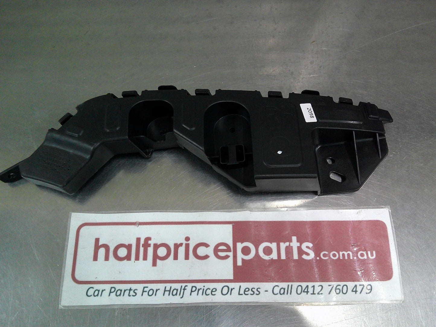 Holden Trax Genuine Right Hand Front Upper Side Bumper Bracket New Part
