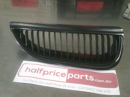 Holden VT/VX Commodore Genuine Front Grille Insert Right Hand New Part